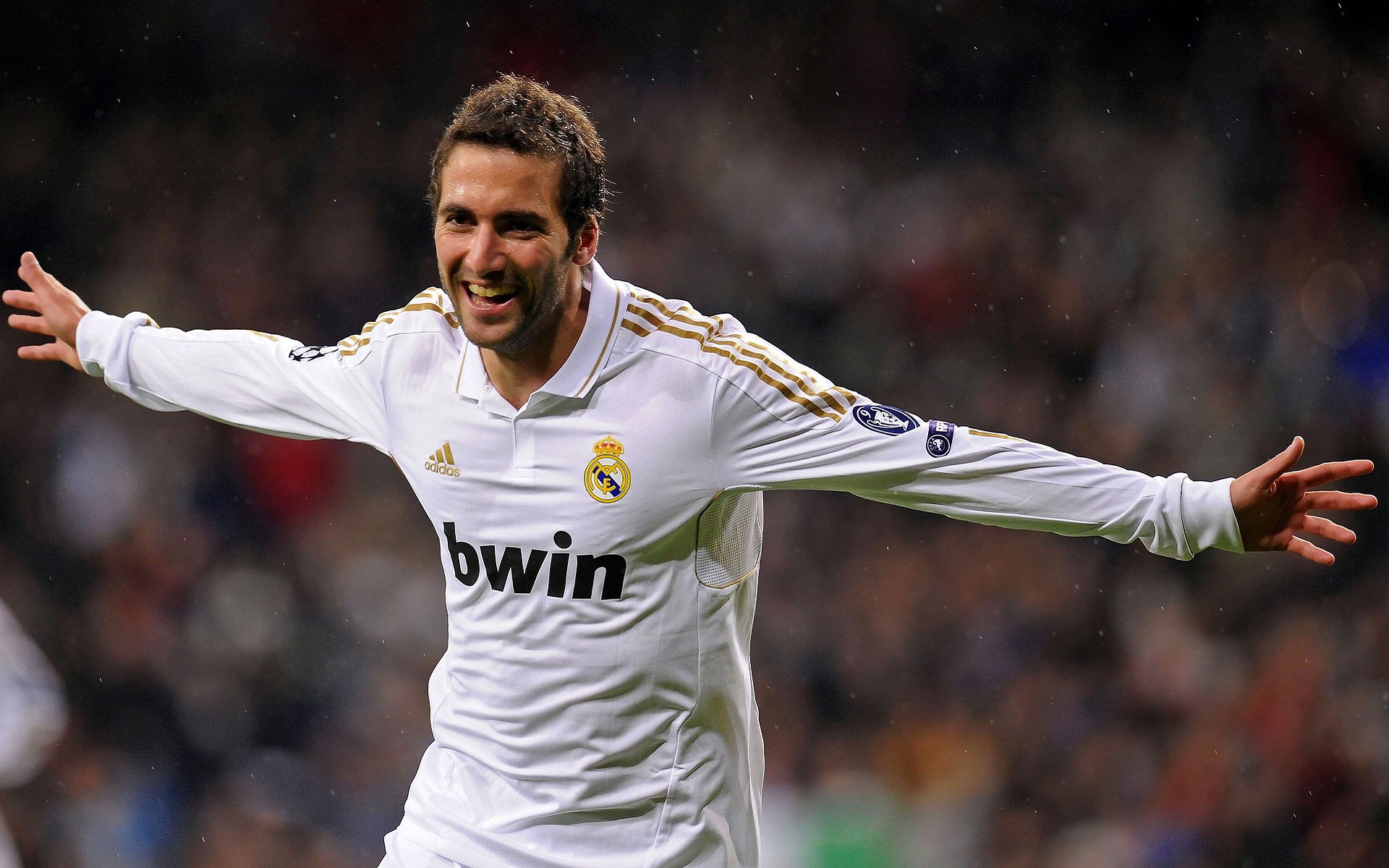 开云体育入口-卢卡库，从斯坦福桥到圣马梅斯，一个现代中锋的攻防统治与非洲足球的隐形迁徙